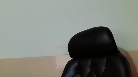 Hairy Arabian online show from January 28, 5:22 am