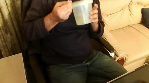 Hairy Arabian online show from April 5, 5:42 pm