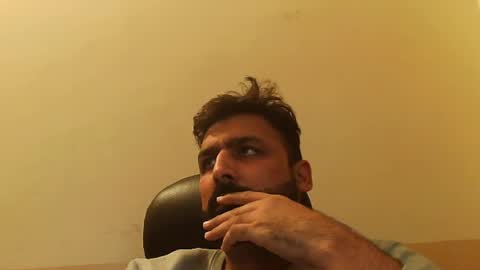 Hairy Arabian online show from February 25, 5:04 pm