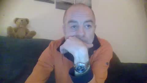 burnleyguy1977 online show from January 19, 4:44 am