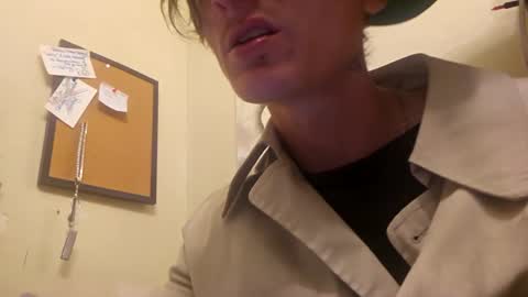 LostSingledad online show from December 11, 6:59 am