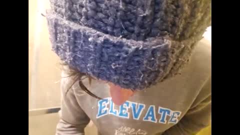 LostSingledad online show from December 13, 8:21 am