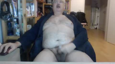 busi online show from December 11, 4:40 am