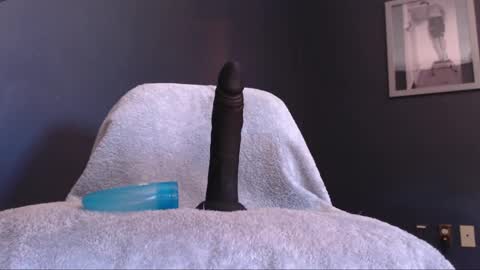 Snapshot of butch215 chatting on September 14, 3:58 pm Butch online show from September 14, 3:58 pm