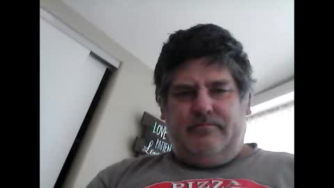 Ride my longboard online show from June 4, 6:25 pm