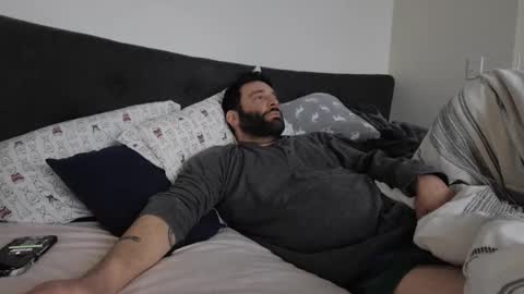 c2cmee online show from December 27, 11:21 pm