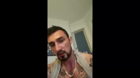 Bigman muscles online show from June 3, 10:48 pm
