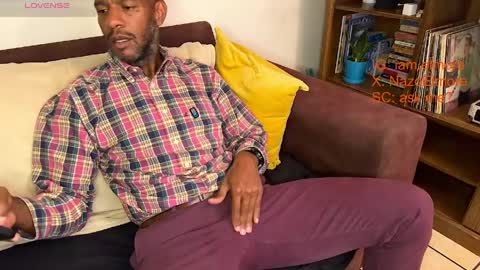 My name is Robert  Dont be shysay hi I love to chat. For requests or dirty talk please use tips  online show from April 7, 3:17 am