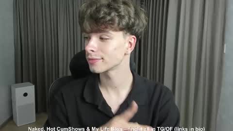 Hey I am Calvin  online show from November 30, 2:19 pm