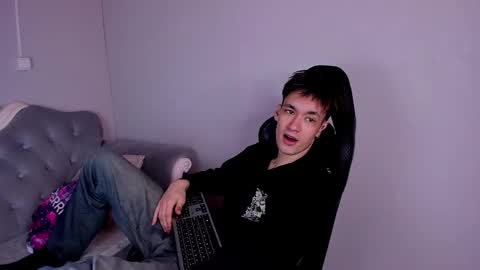 Calvin Owens online show from February 7, 5:31 am