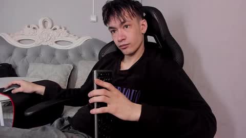 Calvin Owens online show from February 1, 4:14 am