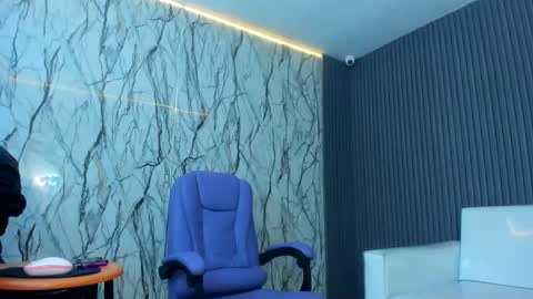 cam_xman online show from March 23, 2:45 pm