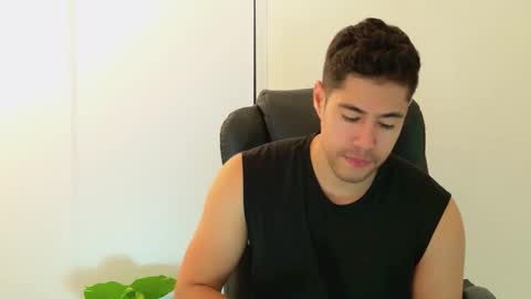 camara110 online show from October 22, 2:37 am