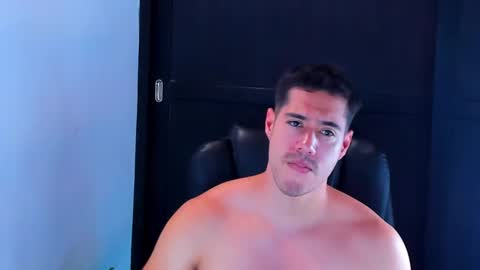 camara110 online show from December 14, 6:52 pm