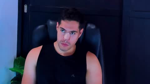 camara110 online show from December 3, 3:29 am