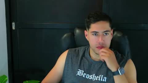 camara110 online show from March 12, 8:52 pm