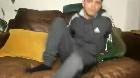 CamDoAttitude online show from April 13, 10:10 pm