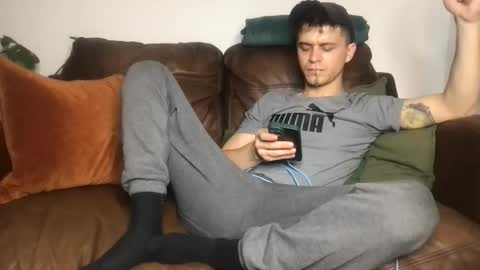 CamDoAttitude online show from January 31, 10:19 pm