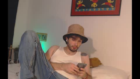 camilo online show from December 24, 5:38 am