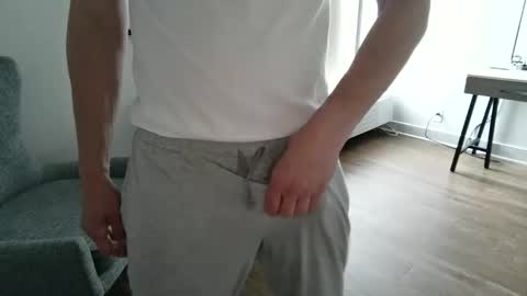 cammyman6900 online show from April 16, 1:55 pm