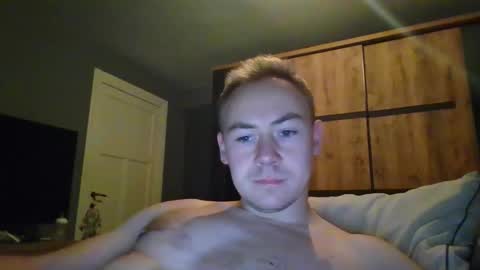 candy_boy_xoxo online show from November 27, 5:05 pm