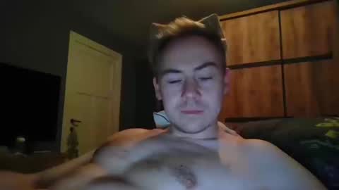 candy_boy_xoxo online show from March 11, 4:25 pm