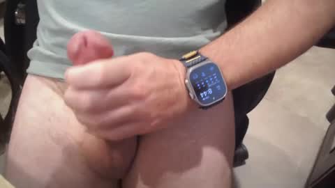 Snapshot of caninutforyou chatting on September 19, 1:44 pm caninutforyou online show from September 19, 1:44 pm