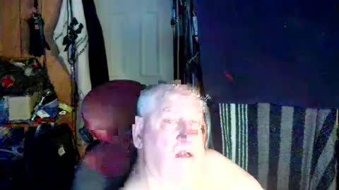 canoelicker69 online show from October 14, 7:54 pm