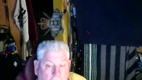 canoelicker69 online show from November 26, 8:56 pm