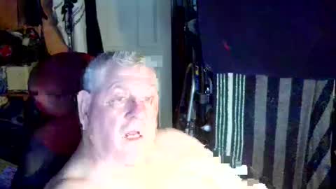 canoelicker69 online show from October 18, 5:40 pm