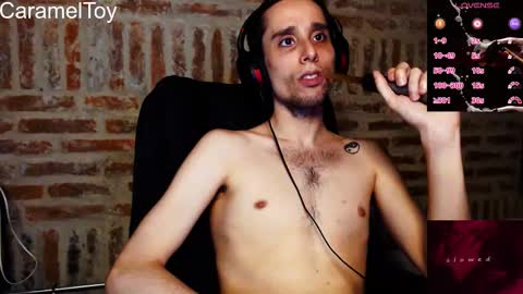 carameltoy4 online show from February 24, 2:01 am