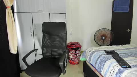 master online show from February 12, 4:33 pm