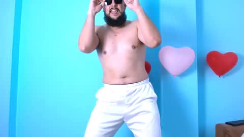 Carlo online show from February 18, 8:47 pm