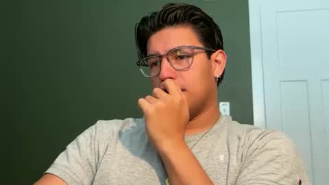 carlos online show from November 26, 4:32 pm