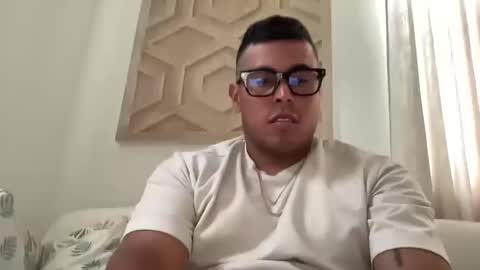 carlosportillo2186 online show from October 18, 9:20 pm