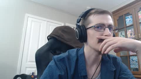 casuallycorrupt online show from November 5, 6:59 am