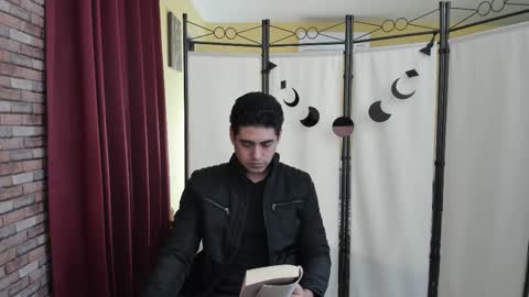 Cedric Moon online show from January 21, 2:11 am