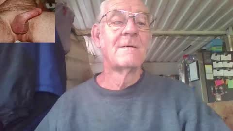 Snapshot of cef539 chatting on September 22, 2:05 pm Chuck online show from September 22, 2:05 pm