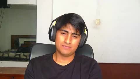 Cesar online show from December 2, 6:44 pm