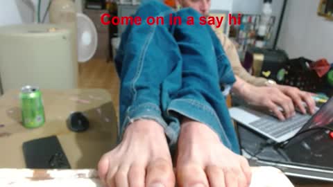 cguffey2284 online show from December 14, 11:34 pm