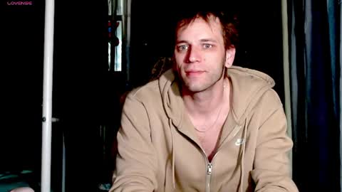 cguffey2284 online show from May 24, 1:28 pm