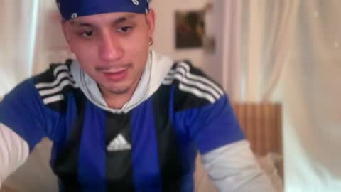 Kpapi online show from May 2, 2:42 pm