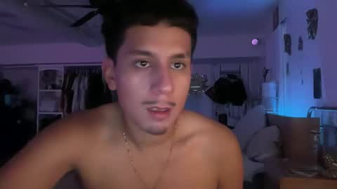 Snapshot of ch3micalhyp3boy chatting on October 21, 5:32 am Kpapi online show from October 21, 5:32 am