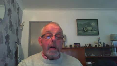 Champers online show from February 10, 2:37 pm