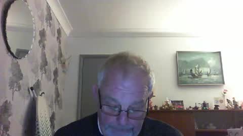 Champers online show from December 21, 3:09 pm