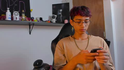 Charles Russo online show from December 11, 5:54 pm