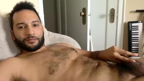 Snapshot of charliehorse44 chatting on October 29, 5:27 pm charliehorse44 online show from October 29, 5:27 pm