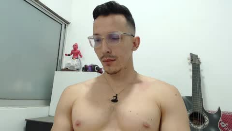   online show from April 9, 3:29 pm