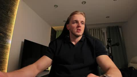 Chase Reed online show from April 7, 7:03 pm