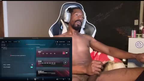 chatteebo online show from December 14, 1:17 am